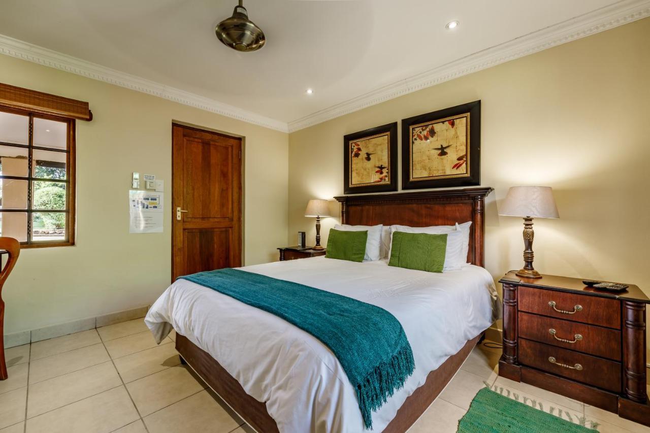 Country Lane Lodge Witrivier Buitenkant foto