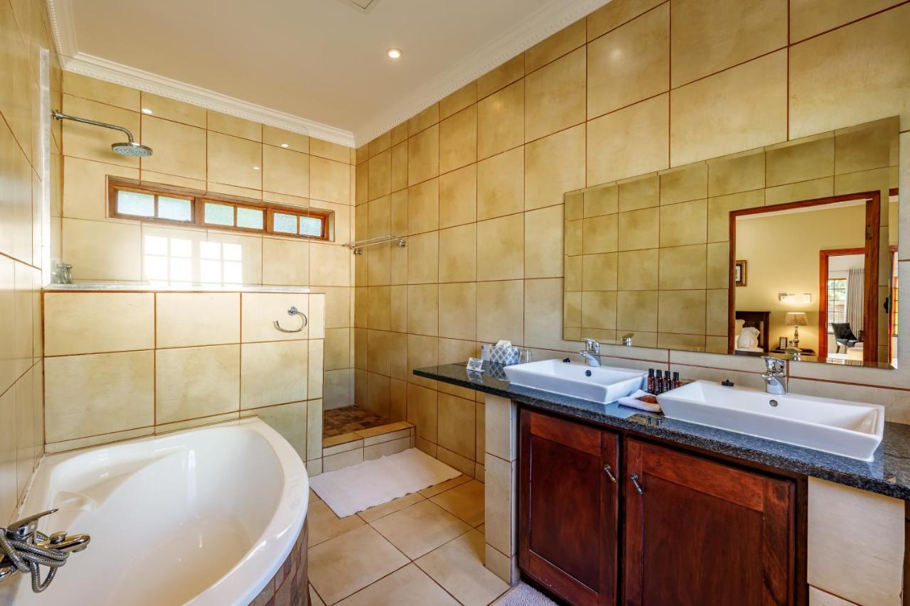Country Lane Lodge Witrivier Buitenkant foto