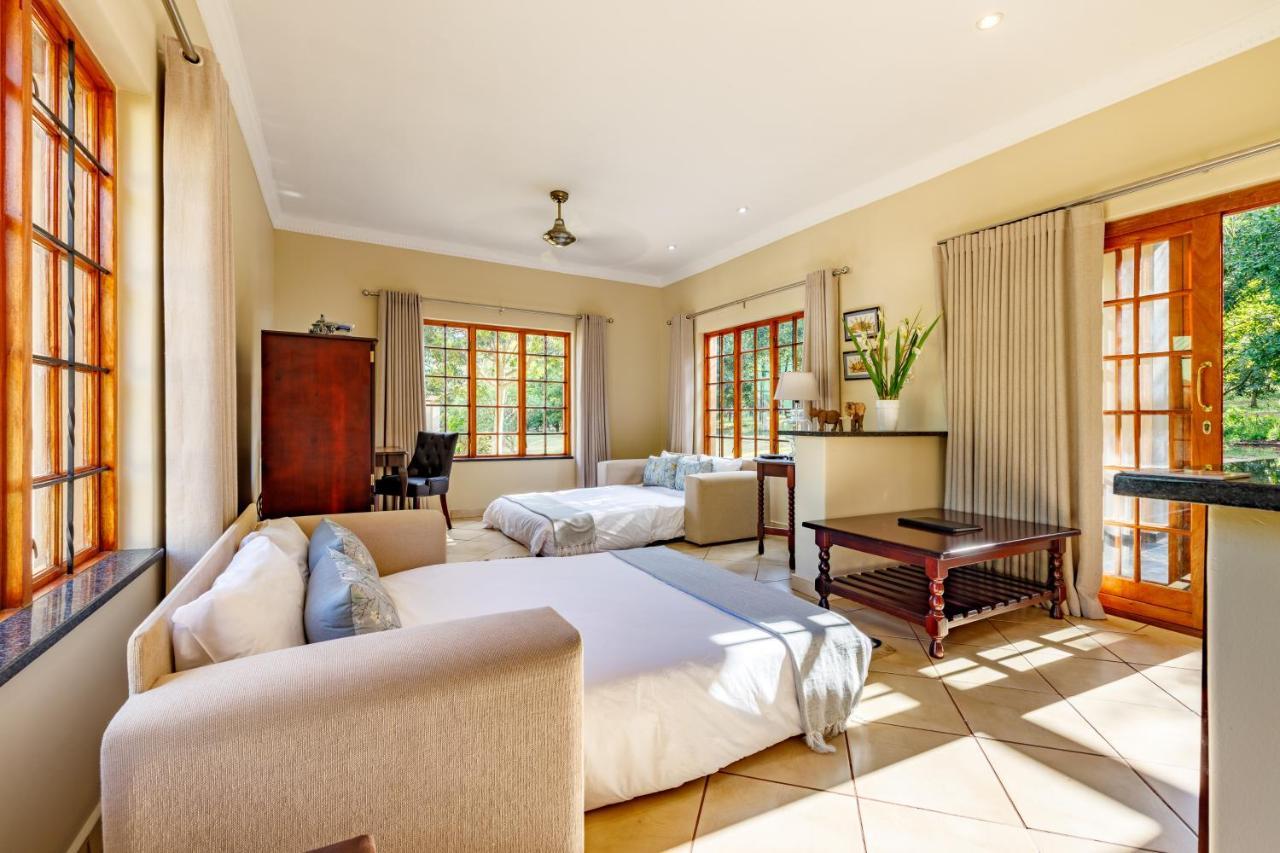 Country Lane Lodge Witrivier Buitenkant foto